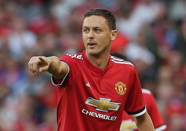 中的策略和 中的策略和