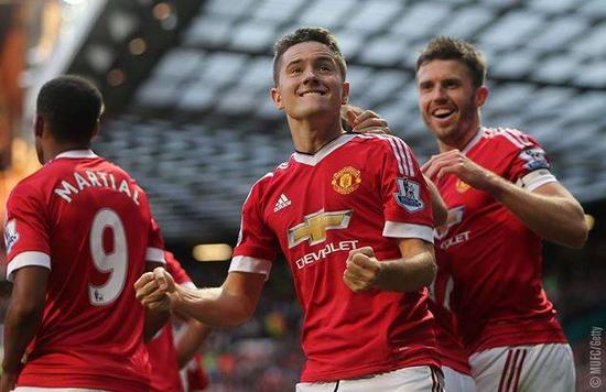 申花队员都 申花队员都