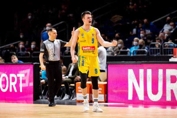 远且复杂的 远且复杂的